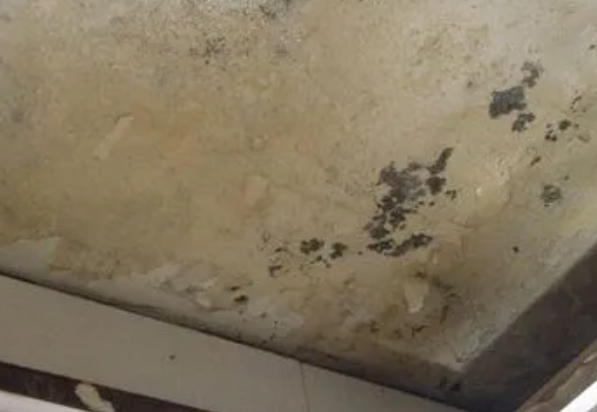 怒江阳台漏水维修公司分享下怒江卫生间渗水维修需要注意哪些问题。
